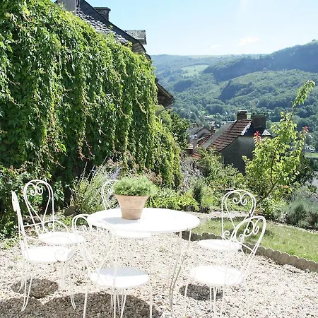 La Maison De Jeanne Guest house Thiezac