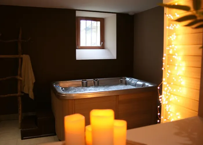 La Maison De Jeanne, Pensionat 3*